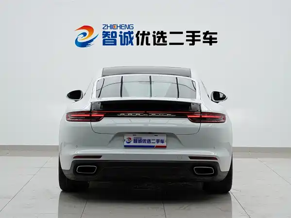 Porsche Panamera 2019