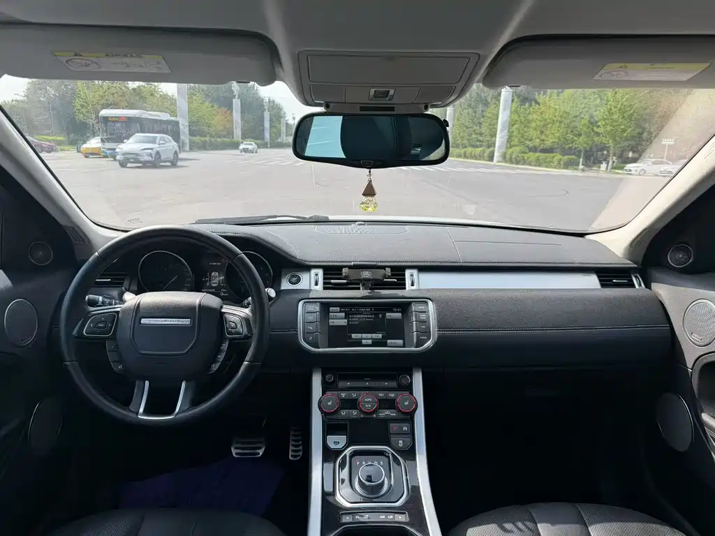 Land Rover Range Rover Evoque 2015 — фото 6