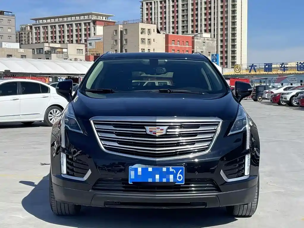 Cadillac XT5 2018 — фото 2