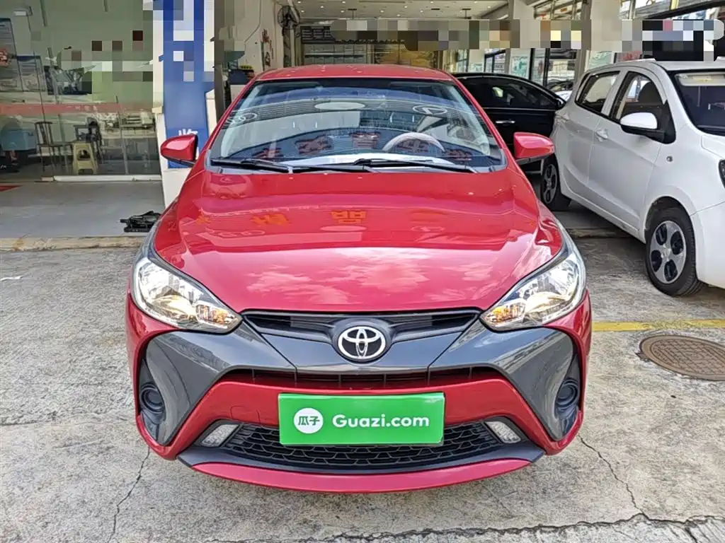 Toyota Yaris L 2022 — фото 3