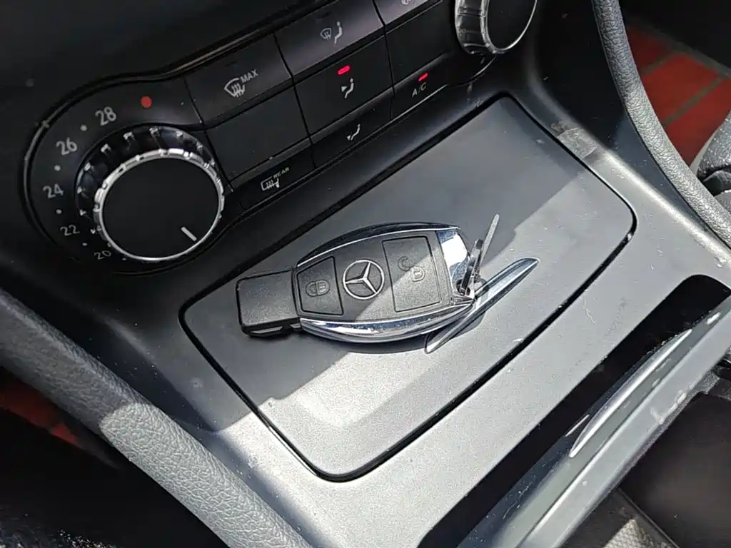 Mercedes-Benz GLA 2017 — фото 9