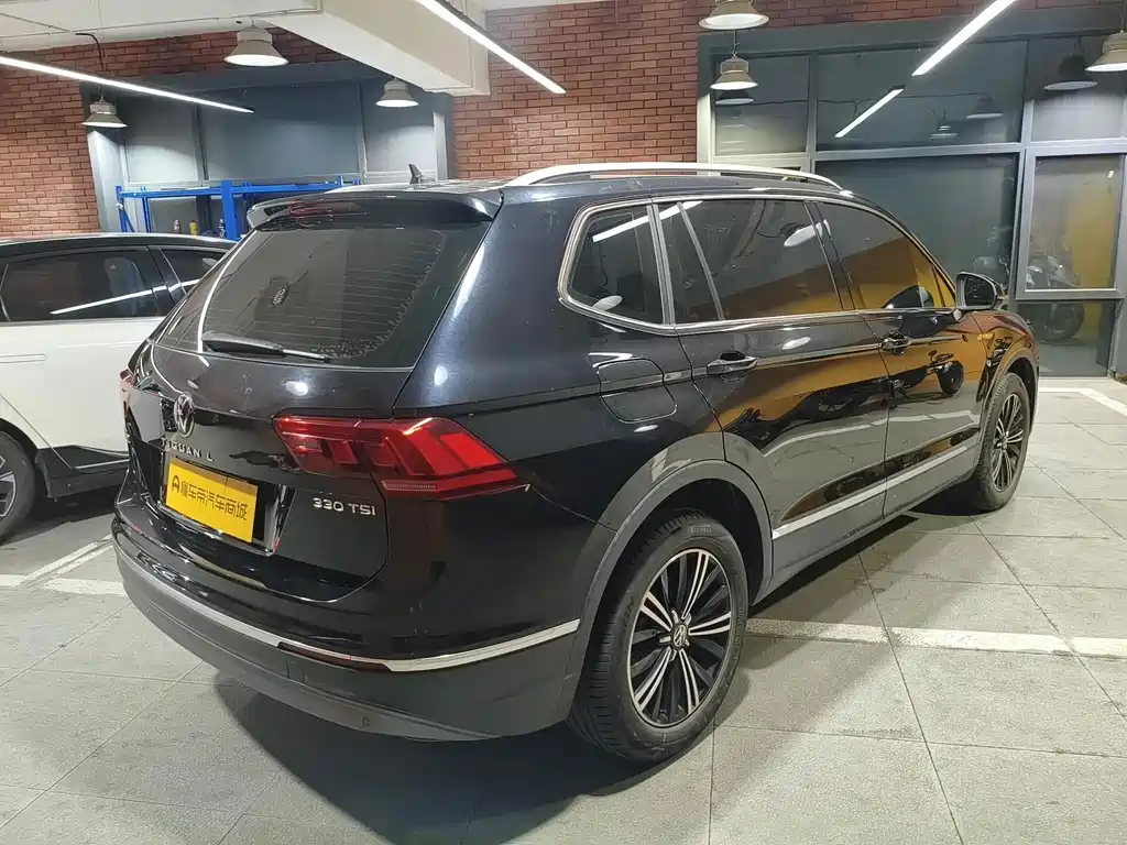 Volkswagen Tiguan L 2021