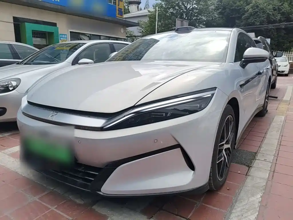 BYD Han L 2025
