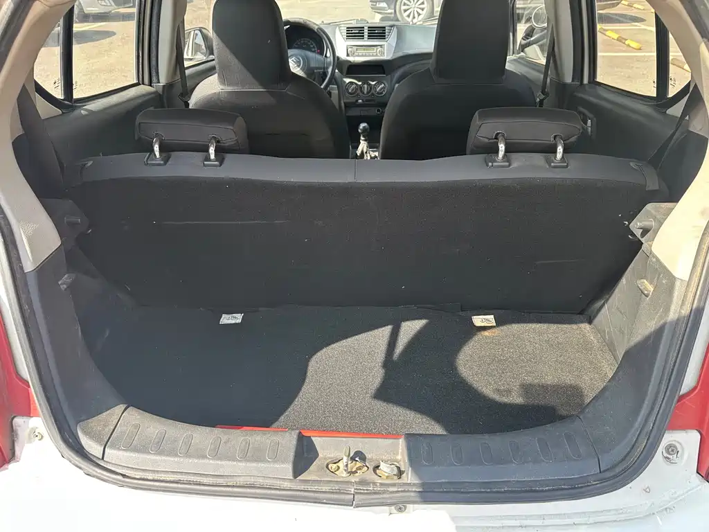 Suzuki Alto 2015 — фото 12