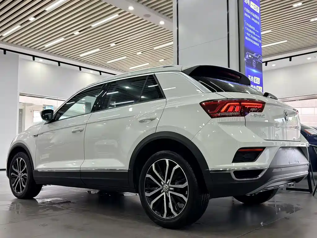 Volkswagen T-Roc 2019 — фото 4