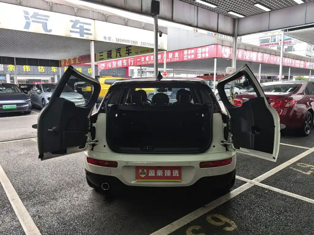 MINI Clubman 2019 — фото 11