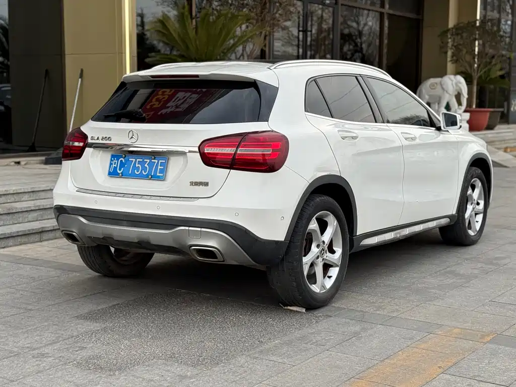 Mercedes-Benz GLA 2018 — фото 5