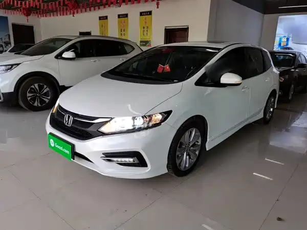 Honda Jade 2017