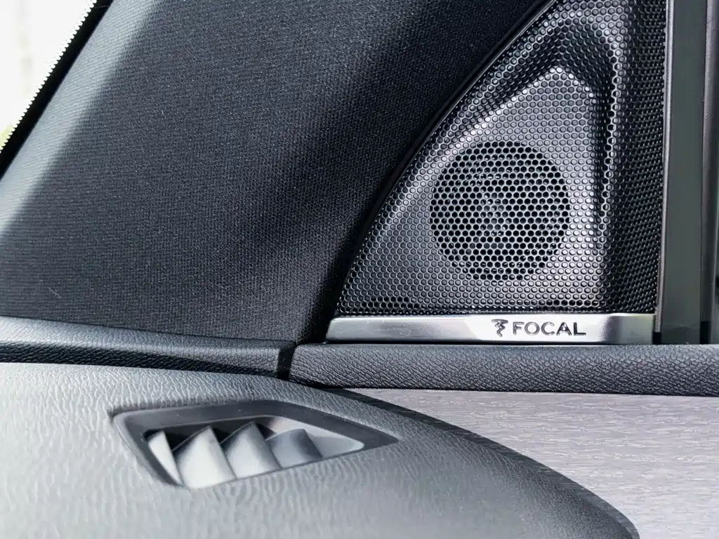 Peugeot 5008 2017 — фото 11