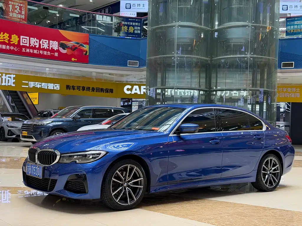 BMW 3 Series 2021 — фото 1