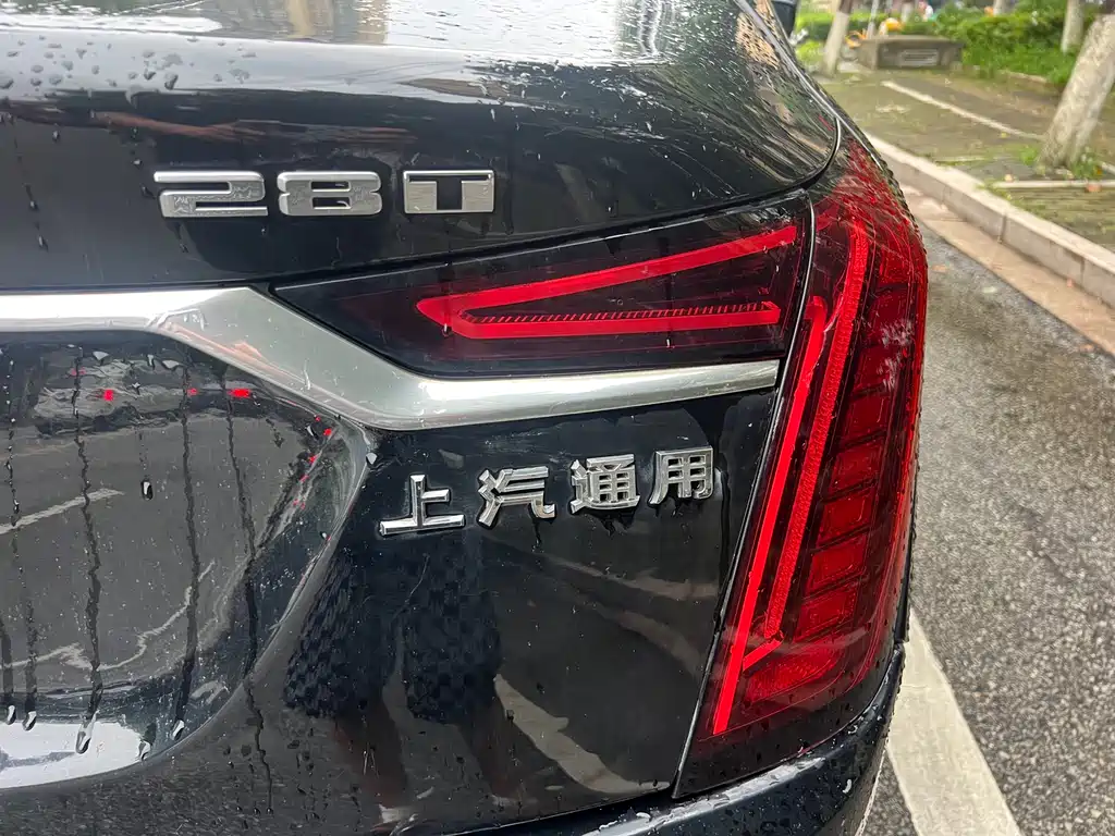 Cadillac CT6 2021 — фото 10