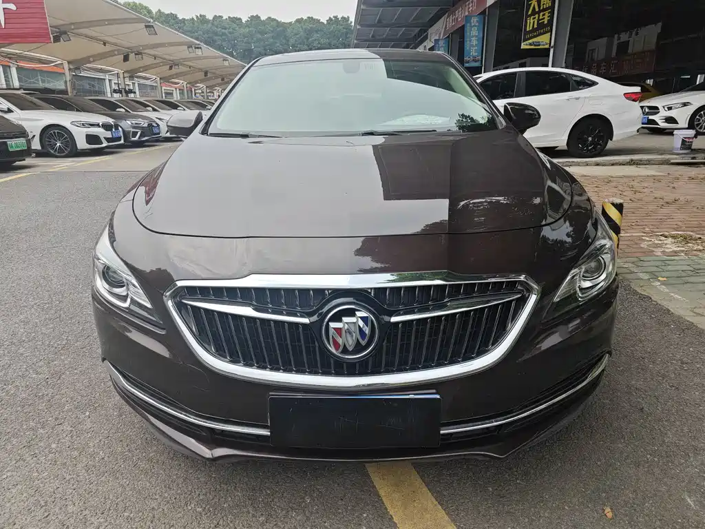 Buick LaCrosse 2017 — фото 3