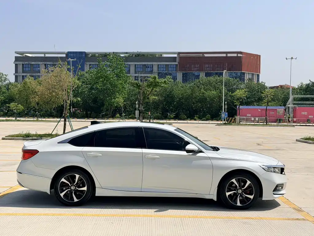 Honda Accord 2021
