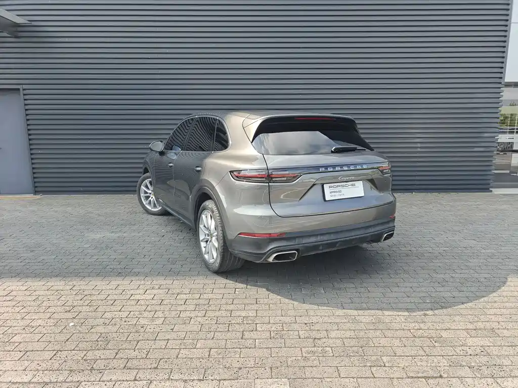 Porsche Cayenne 2020 — фото 5