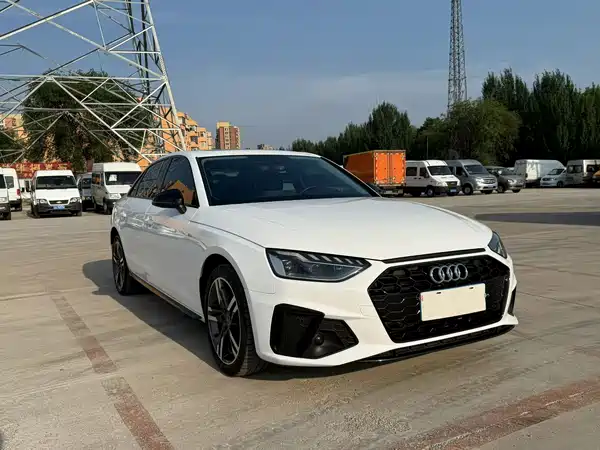 Audi A4L 2023