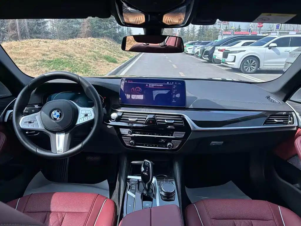 BMW 5 Series 2023