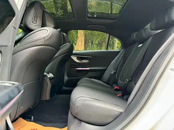 Mercedes-Benz C-Class 2023