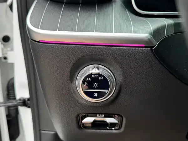 Mercedes-Benz C-Class 2023