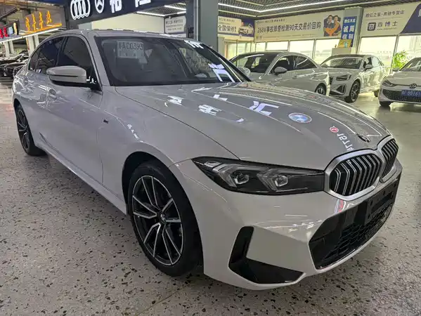 BMW 3 Series 2023
