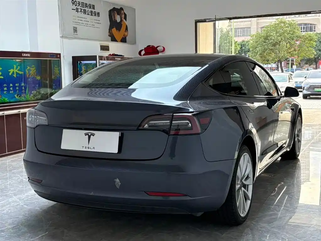 Tesla Model 3 2020 — фото 7