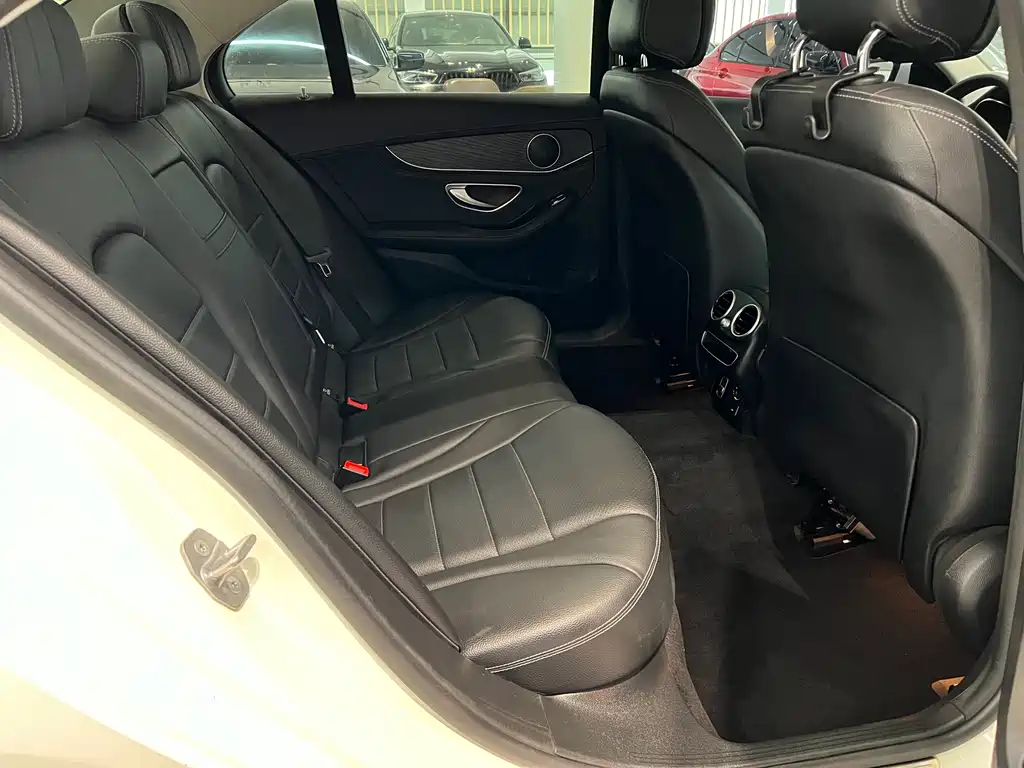 Mercedes-Benz C-Class 2020 — фото 14