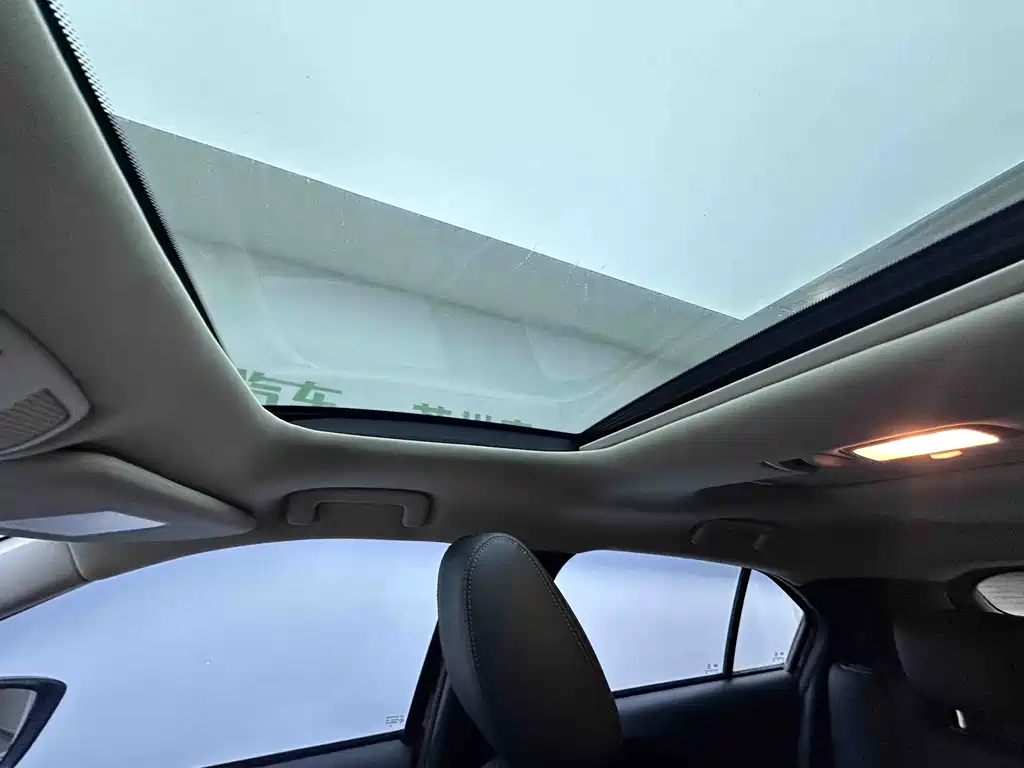 Mitsubishi Eclipse Cross 2021 — фото 15
