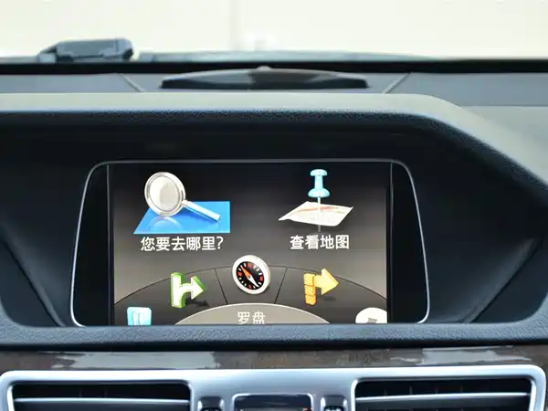 Mercedes-Benz E-Class 2015