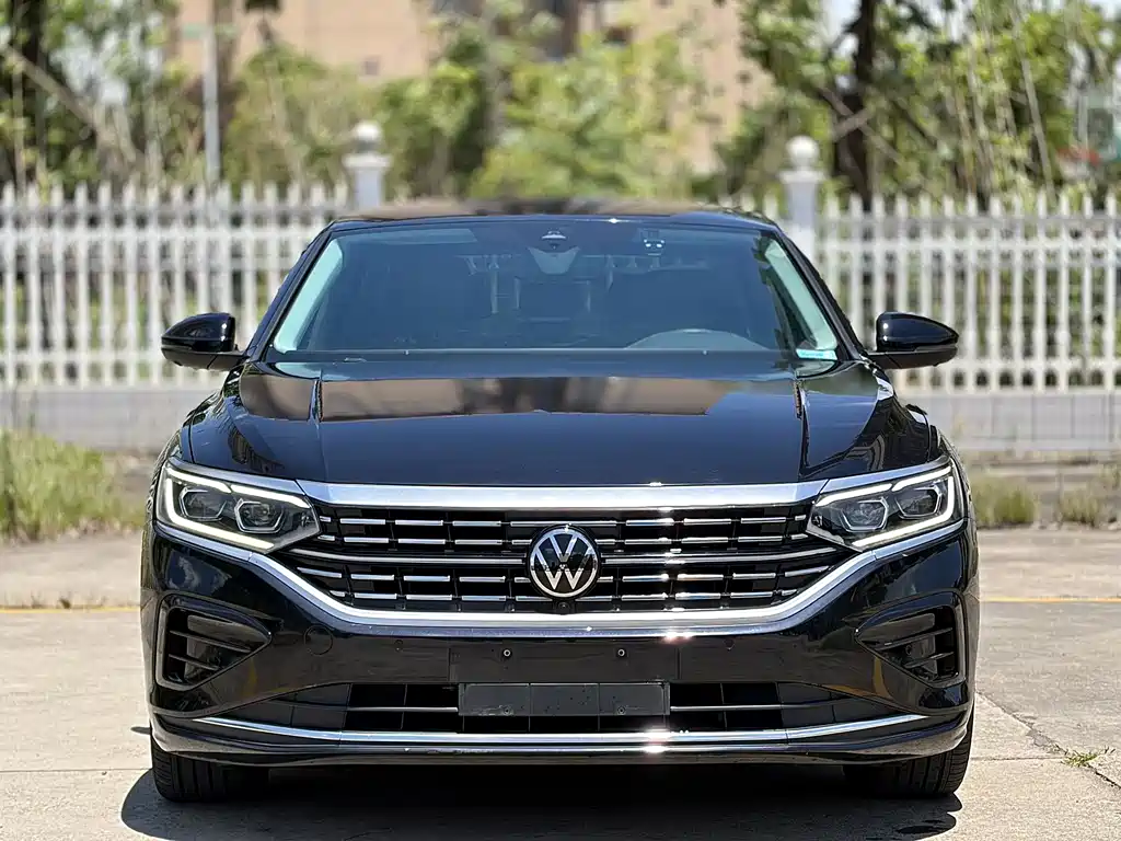 Volkswagen Passat 2024