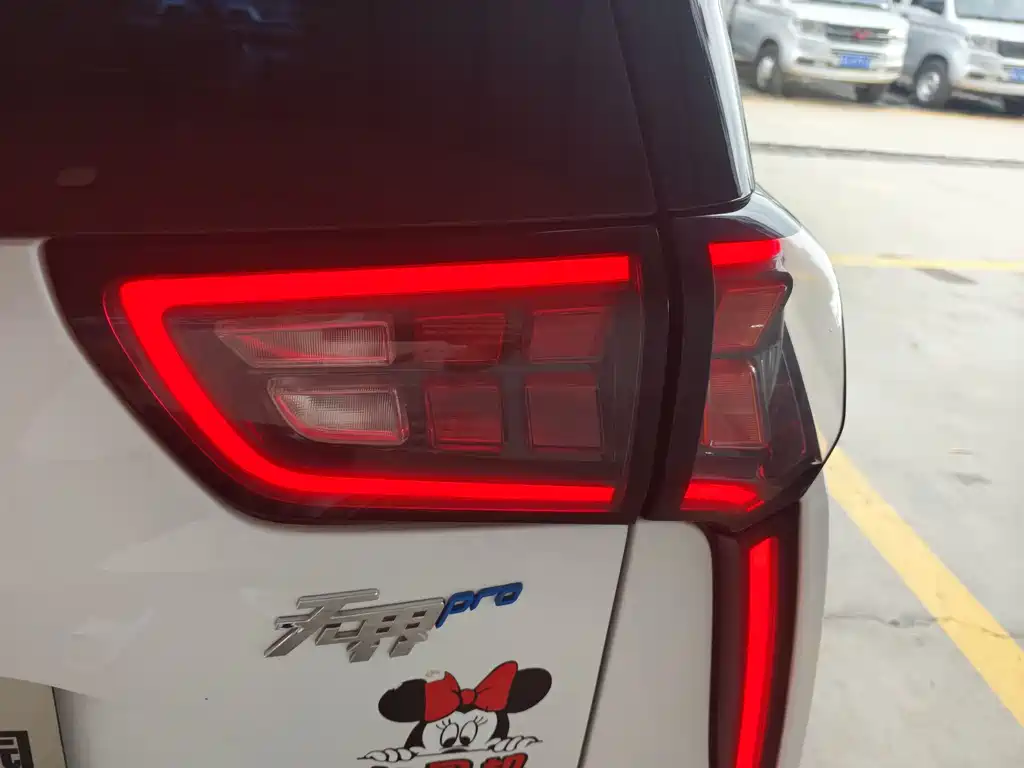 Chery New Energy Wujie Pro 2023 — фото 10