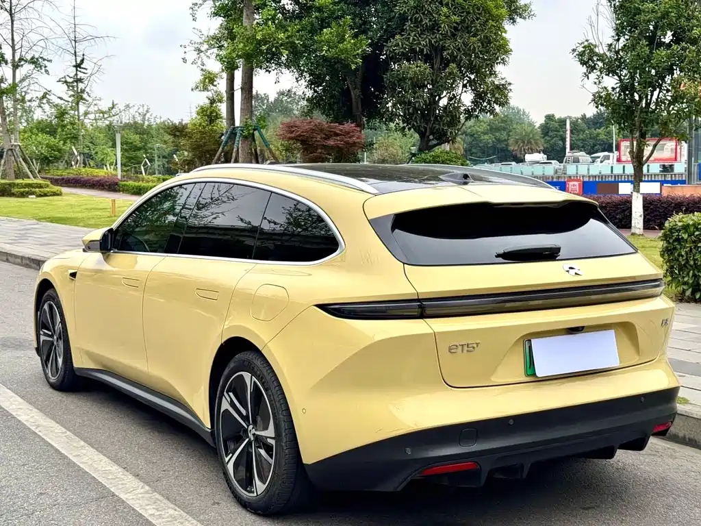 NIO ET5T 2024