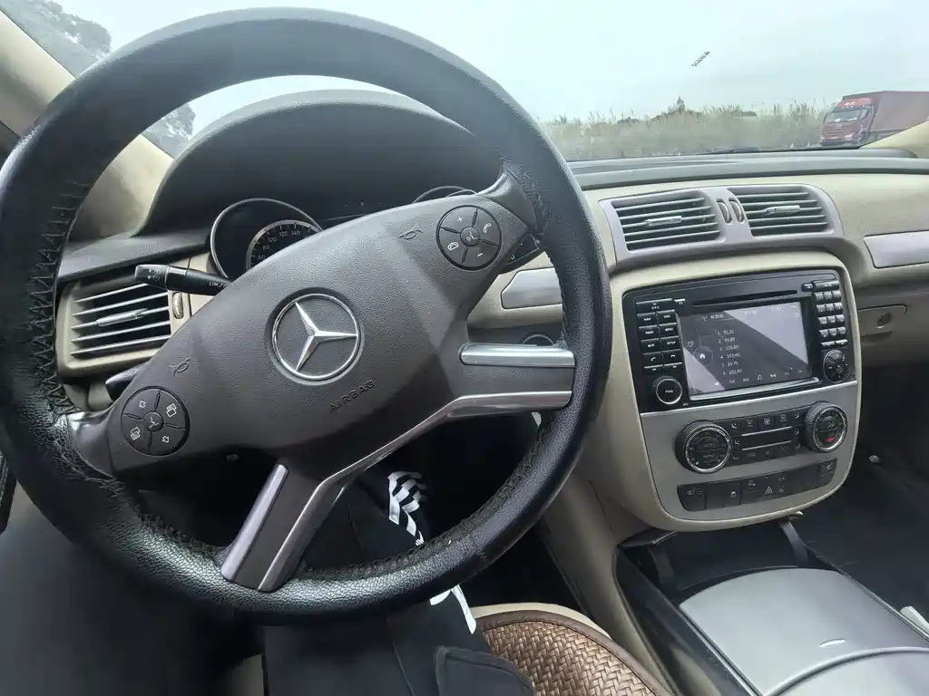 Mercedes-Benz R-Class 2013 — фото 12