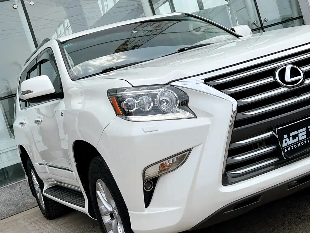 Lexus GX 2019 — фото 7