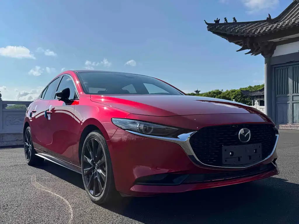 Mazda 3 Axela 2023