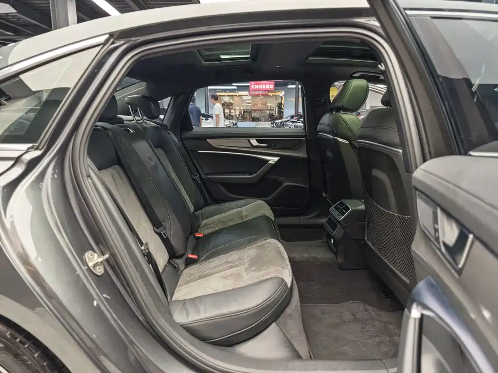 Audi A6L 2020