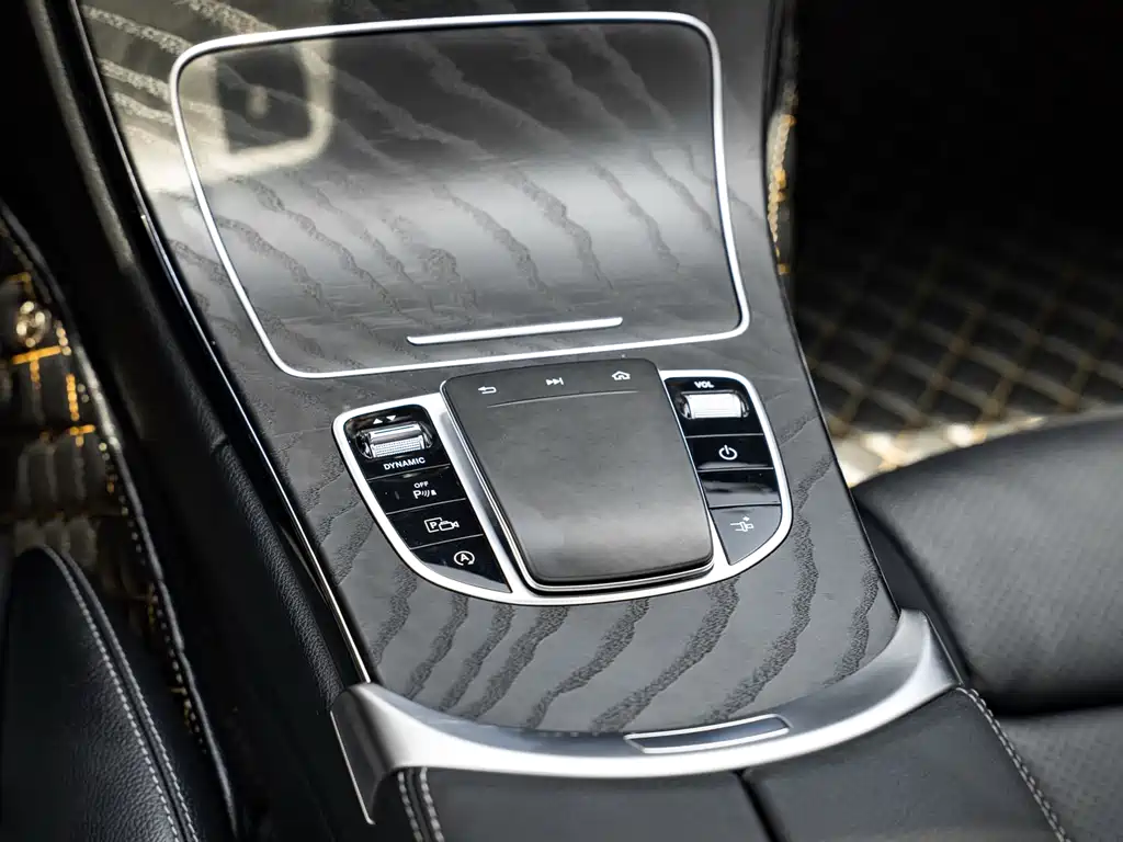 Mercedes-Benz C-Class 2021 — фото 12