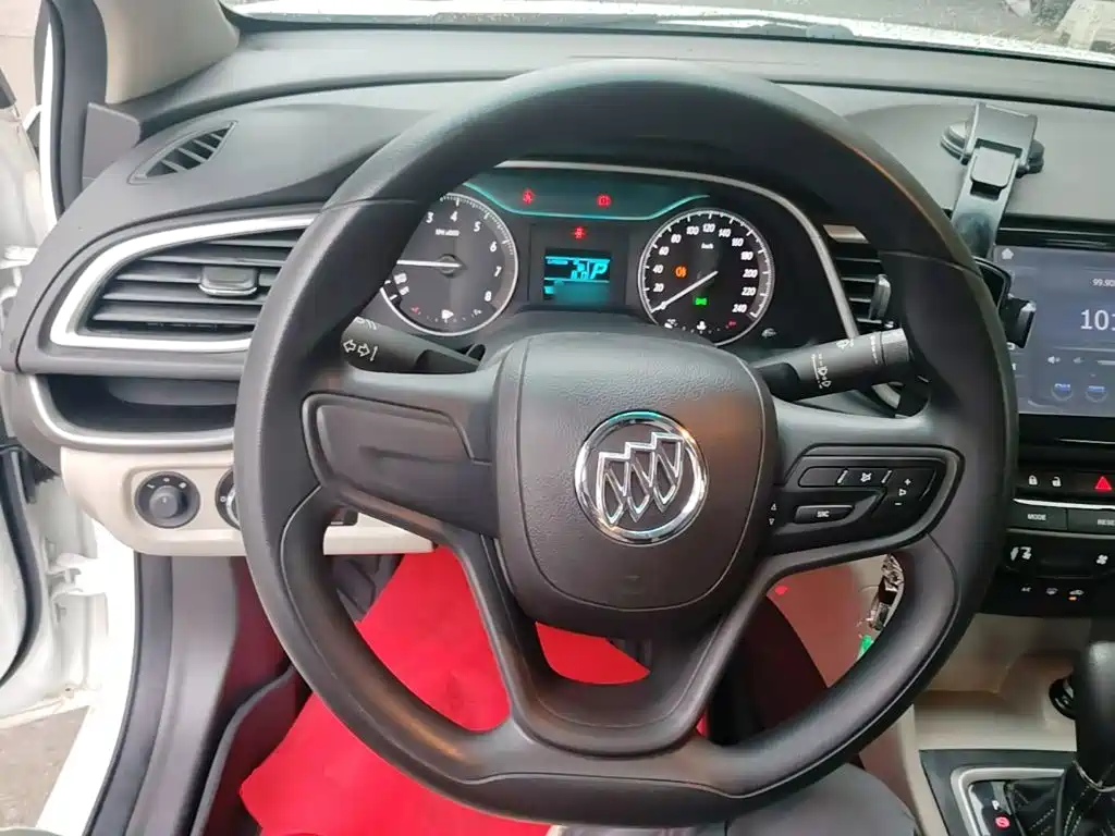 Buick Excelle 2015 — фото 11
