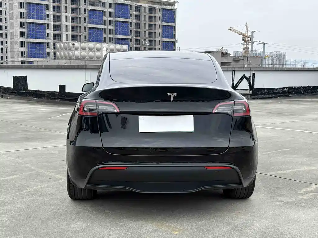 Tesla Model Y 2022 — фото 5