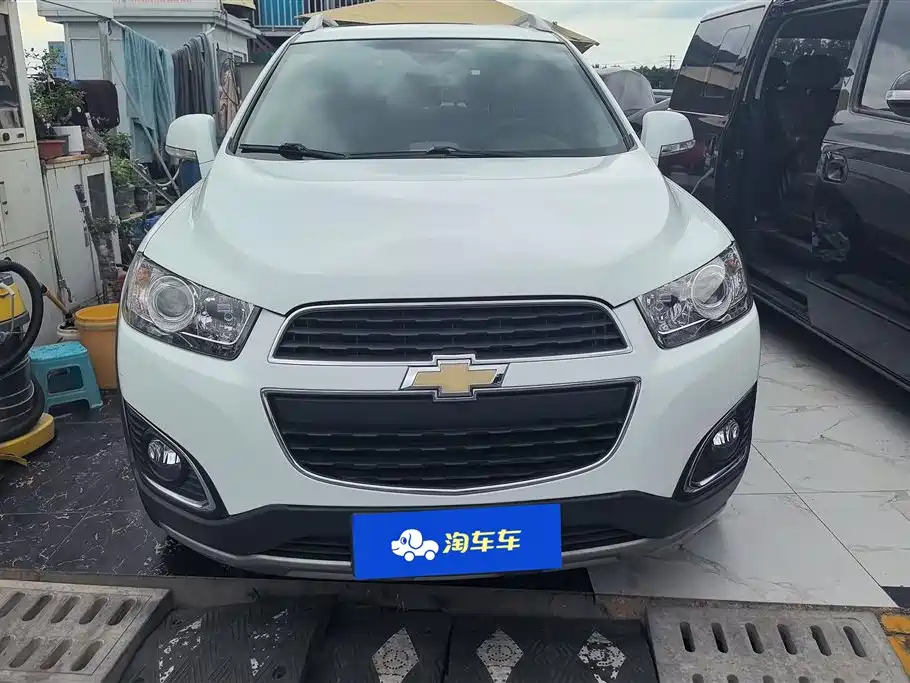 Chevrolet Captiva 2017 — фото 2