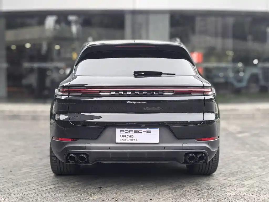 Porsche Cayenne 2023 — фото 19