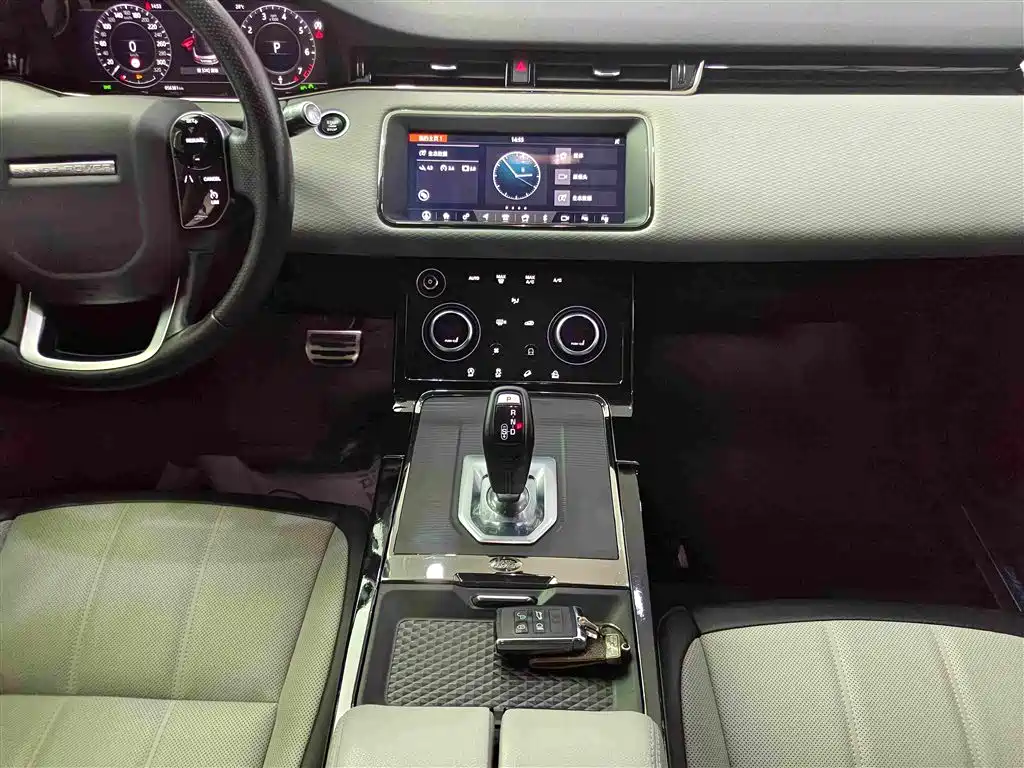 Land Rover Range Rover Evoque 2020 — фото 13