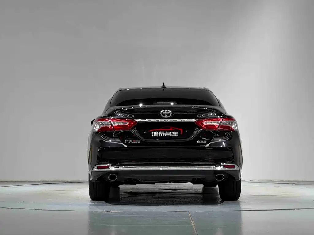 Toyota Camry 2024 — фото 16