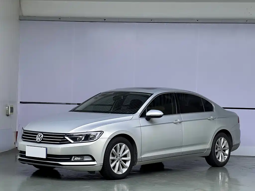 Volkswagen Magotan 2018 — фото 1