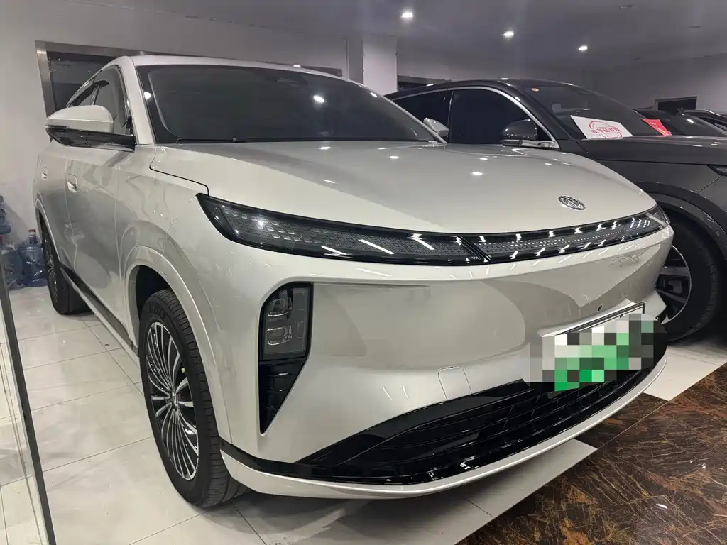 Dongfeng Fengshen L8 2025 — фото 3