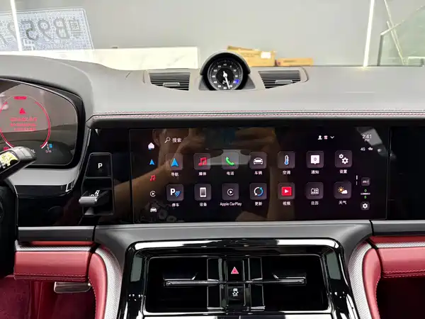 Porsche Panamera 2024