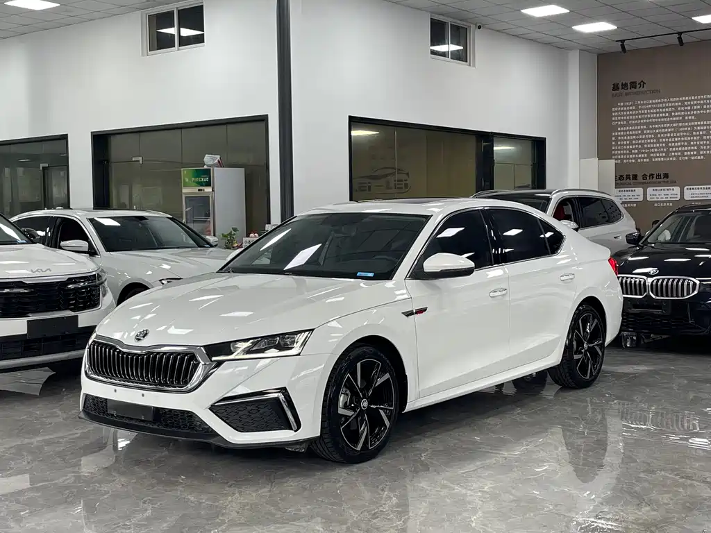 Skoda Octavia 2023