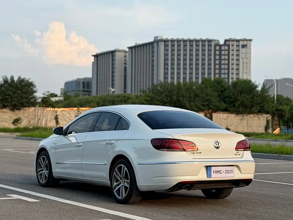 Volkswagen CC 2016 — фото 18