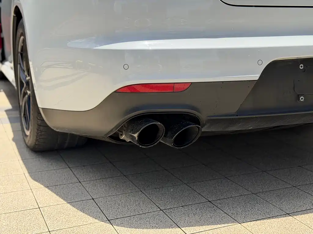 Porsche Panamera 2016 — фото 17