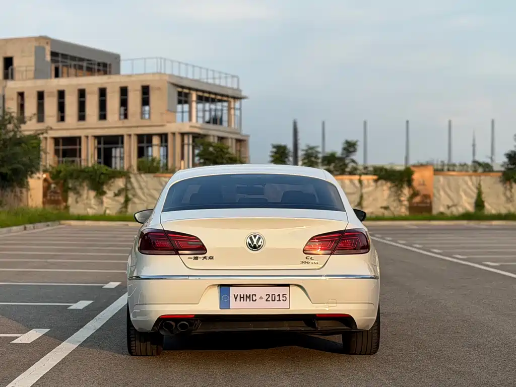 Volkswagen CC 2016 — фото 19