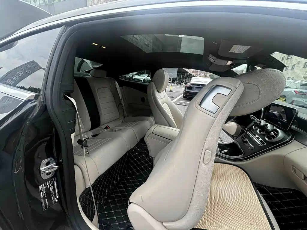 Mercedes-Benz C-Class 2021 — фото 18