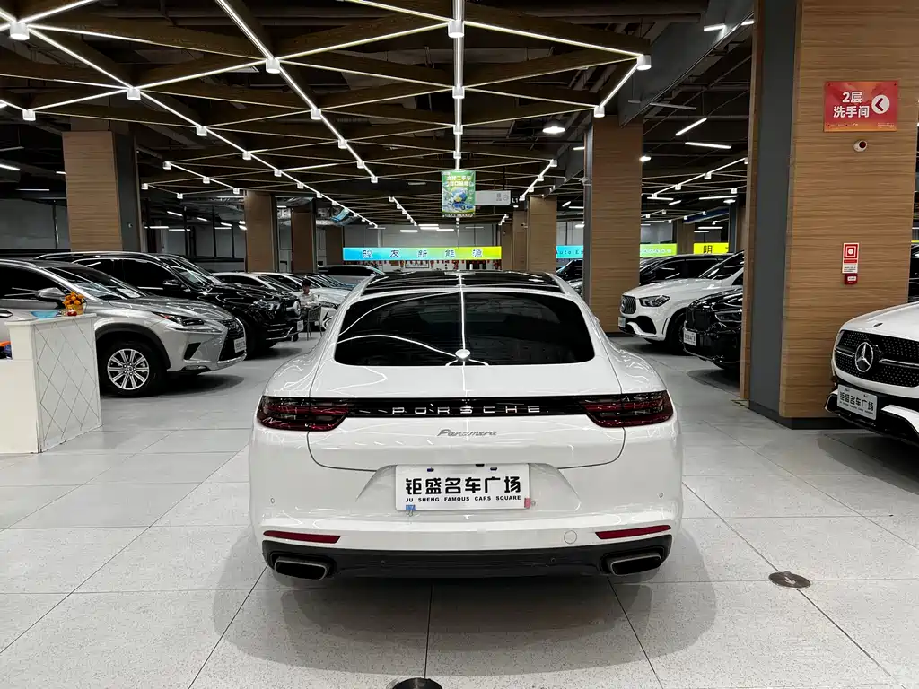 Porsche Panamera 2019 — фото 15